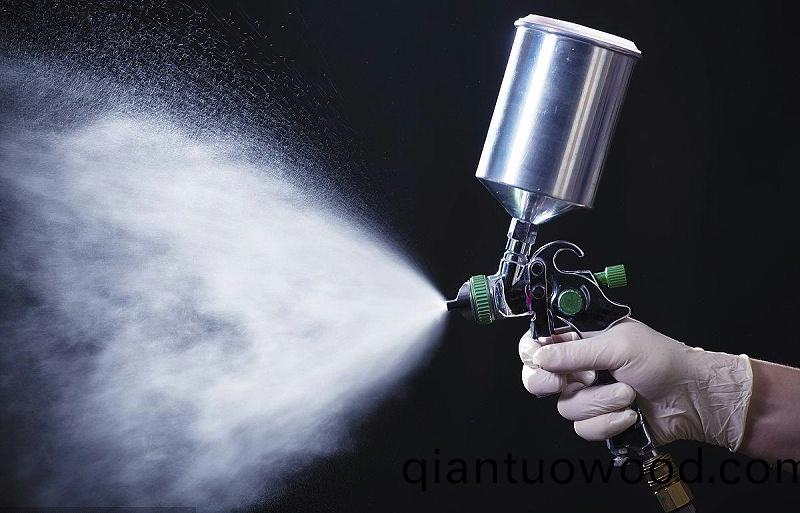 水性(xing)塗料中的“水”起了什麼作用?