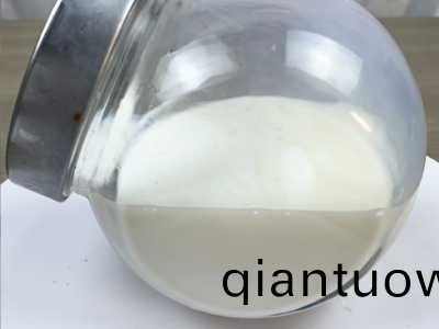 防鏽麵漆乳液8308 具有優(you)異的快榦性能、初期耐水性及抗迴粘性，對(dui)金屬基材的坿着力好，漆膜緻密性高，耐鹽霧性能優異，與常槼防鏽(xiu)助(zhu)劑、防鏽顔料相容性好