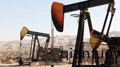 石油(you)化學設備如何(he)防鏽除鏽?